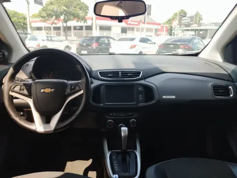 CHEVROLET Onix Hatch , Foto 10