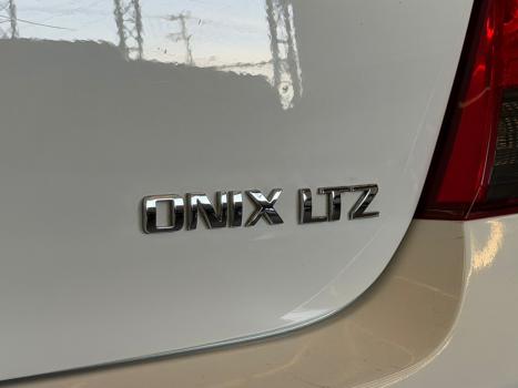 CHEVROLET Onix Hatch 1.4 4P FLEX LTZ AUTOM�TICO, Foto 18