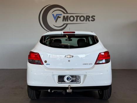 CHEVROLET Onix Hatch 1.4 4P FLEX LTZ AUTOM�TICO, Foto 21