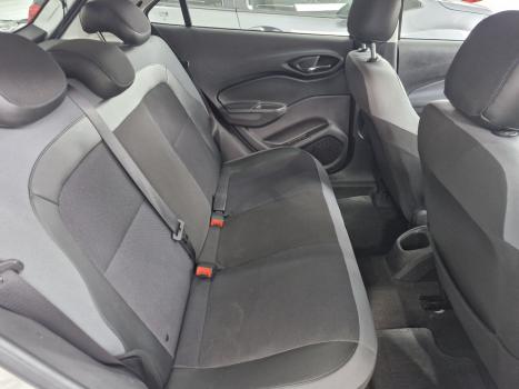 CHEVROLET Onix Hatch 1.4 4P FLEX ACTIV AUTOM�TICO, Foto 7