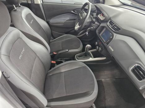 CHEVROLET Onix Hatch 1.4 4P FLEX ACTIV AUTOM�TICO, Foto 8