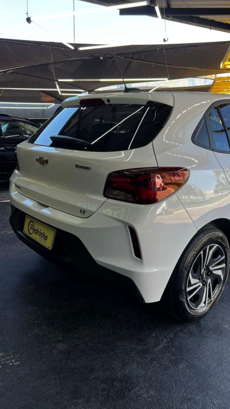 CHEVROLET Onix Hatch 1.0 12V 4P FLEX LT TURBO, Foto 4