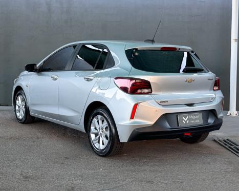CHEVROLET Onix Hatch 1.0 12V 4P FLEX LT TURBO, Foto 6