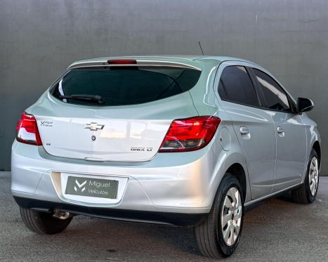 CHEVROLET Onix Hatch 1.4 4P FLEX LT, Foto 4