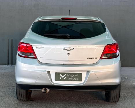 CHEVROLET Onix Hatch 1.4 4P FLEX LT, Foto 5