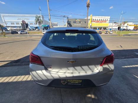 CHEVROLET Onix Hatch 1.0 4P FLEX LT, Foto 8