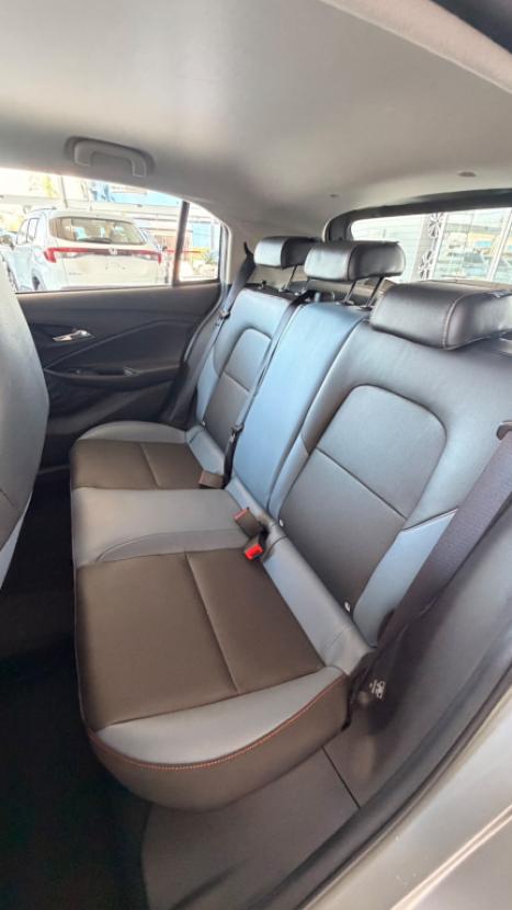 CHEVROLET Onix Hatch 1.0 12V 4P FLEX PREMIER 2 TURBO AUTOM�TICO, Foto 8