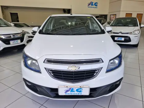 CHEVROLET Onix Hatch 1.4 4P FLEX LTZ, Foto 10