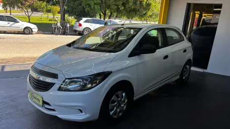 CHEVROLET Onix Hatch 1.0 4P FLEX LS, Foto 2