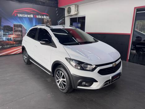CHEVROLET Onix Hatch 1.4 4P FLEX ACTIV AUTOM�TICO, Foto 2