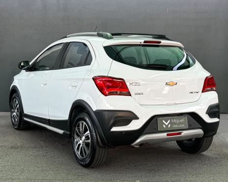CHEVROLET Onix Hatch 1.4 4P FLEX ACTIV AUTOM�TICO, Foto 6