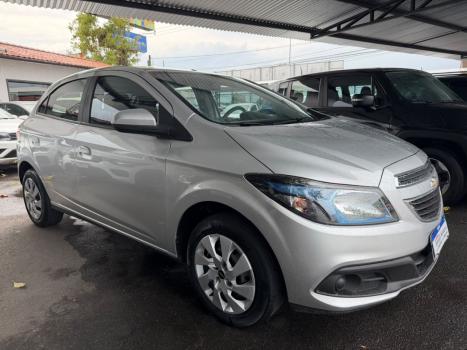 CHEVROLET Onix Hatch 1.4 4P FLEX LT, Foto 3