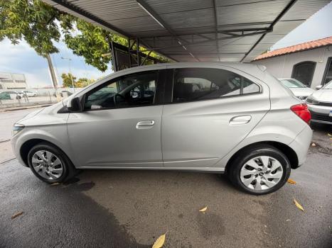 CHEVROLET Onix Hatch 1.4 4P FLEX LT, Foto 5