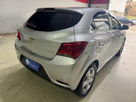 CHEVROLET Onix Hatch 1.4 4P FLEX LT, Foto 4