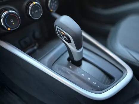 CHEVROLET Onix Sedan 1.0 12V 4P FLEX LTZ PLUS TURBO AUTOM�TICO, Foto 8