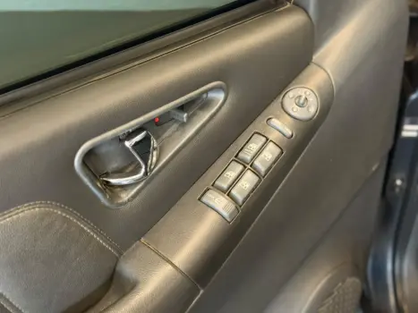 CHEVROLET S10 2.4 ADVANTAGE CABINE DUPLA, Foto 12