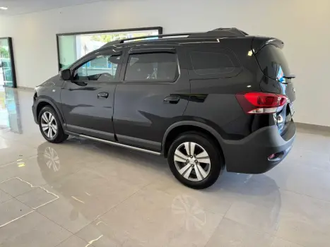 CHEVROLET Spin 1.8 4P FLEX ACTIVE5 AUTOMÁTICO, Foto 4 CHEVROLET Spin 1.8 4P FLEX ACTIVE5 AUTOMÁTICO, Foto 4