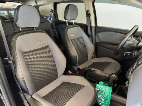 CHEVROLET Spin 1.8 4P FLEX ACTIVE5 AUTOMÁTICO, Foto 5 CHEVROLET Spin 1.8 4P FLEX ACTIVE5 AUTOMÁTICO, Foto 5