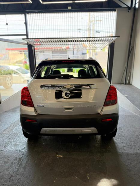 CHEVROLET Tracker 1.8 16V 4P FLEX LTZ AUTOM�TICO, Foto 4