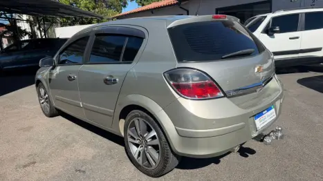 CHEVROLET Vectra Hatch 2.0 4P FLEX GT, Foto 6