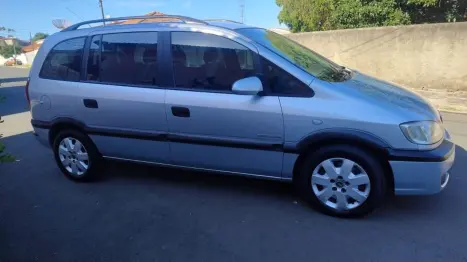 CHEVROLET Zafira 2.0 4P FLEX EXPRESSION 7 LUGARES AUTOM�TICO, Foto 3
