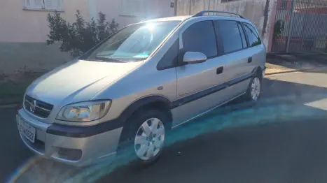 CHEVROLET Zafira 2.0 4P FLEX EXPRESSION 7 LUGARES AUTOM�TICO, Foto 15