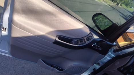 CHEVROLET Zafira 2.0 4P FLEX EXPRESSION 7 LUGARES AUTOM�TICO, Foto 7