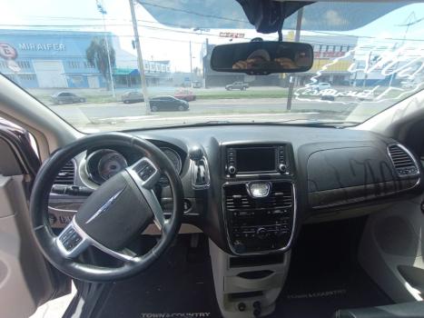 CHRYSLER Town & Country 3.6 V6 12V 4P LIMITED AUTOM�TICO, Foto 10