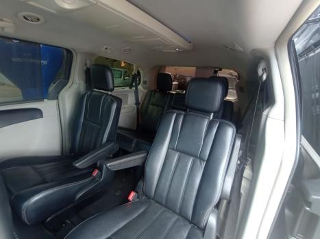 CHRYSLER Town & Country 3.6 V6 12V 4P LIMITED AUTOM�TICO, Foto 14