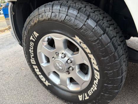 DODGE Ram 6.7 I6 24V 4P 2500 LARAMIE 4X4 TURBODIESEL  AUTOM�TICO CABINE DUPLA, Foto 15