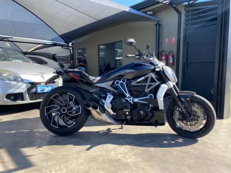 DUCATI Diavel 1260 S, Foto 2