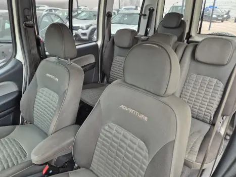 FIAT Doblo 1.8 16V 4P FLEX ADVENTURE 6 LUGARES, Foto 8