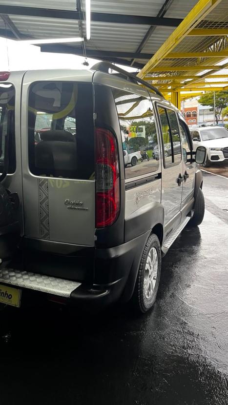 FIAT Doblo 1.8 16V 4P FLEX ADVENTURE 6 LUGARES, Foto 8