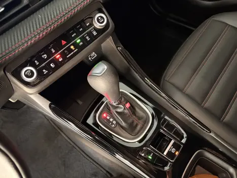 FIAT Fastback 1.3 16V 4P FLEX ABARTH TURBO 270 AUTOM�TICO, Foto 13