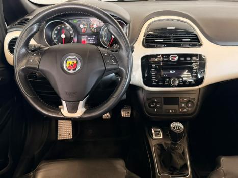 FIAT Punto 1.4 16V 4P T-JET TURBO, Foto 10