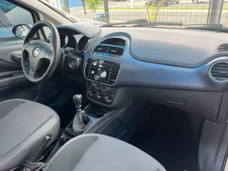 FIAT Punto 1.4 4P FLEX ATTRACTIVE ITALIA, Foto 7