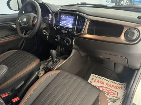 FIAT Strada 1.0 12V TURBO 200 FLEX RANCH CABINE DUPLA CVT AUTOMTICO, Foto 13