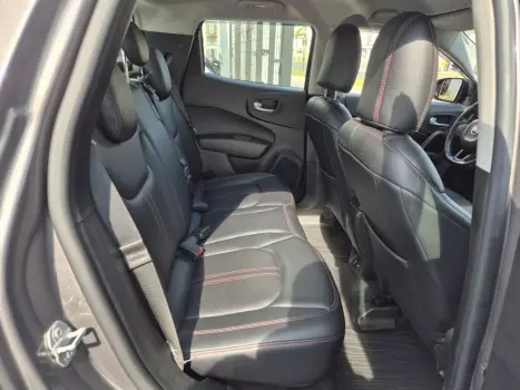 FIAT Toro 1.8 16V 4P FLEX FREEDOM AUTOM�TICO, Foto 6