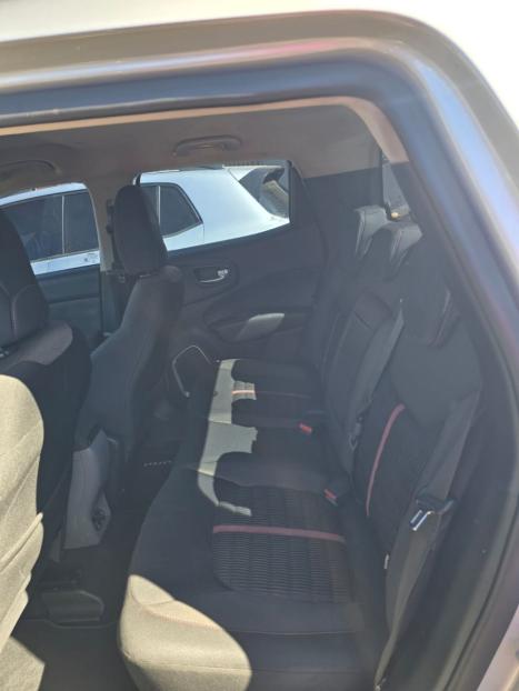 FIAT Toro 1.8 16V 4P FLEX FREEDOM ROAD AUTOM�TICO, Foto 10