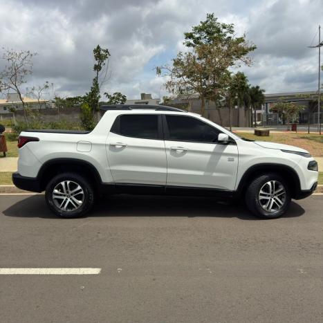 FIAT Toro 2.0 16V 4P 4WD FREEDOM TURBO DIESEL  AUTOMTICO, Foto 4