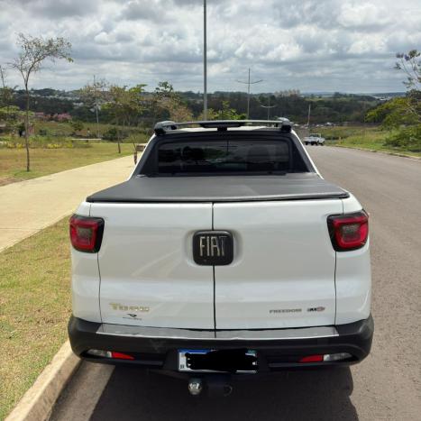 FIAT Toro 2.0 16V 4P 4WD FREEDOM TURBO DIESEL  AUTOMTICO, Foto 6