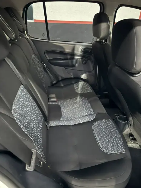 FIAT Uno 1.0 4P FLEX ATTRACTIVE, Foto 5