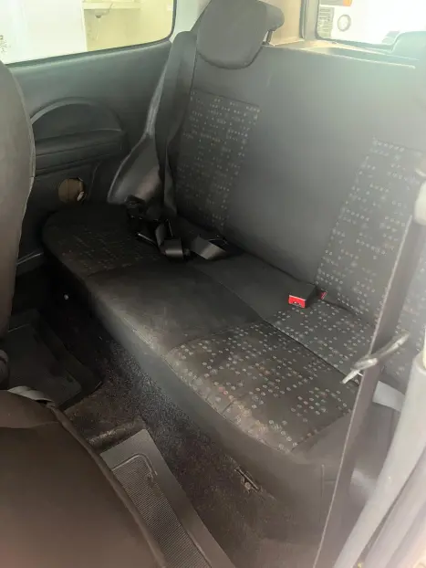 FIAT Uno 1.0 FLEX VIVACE, Foto 13 FIAT Uno 1.0 FLEX VIVACE, Foto 13