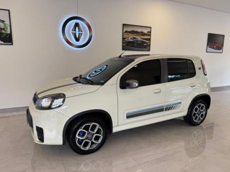 FIAT Uno 1.4 4P FLEX SPORTING, Foto 2