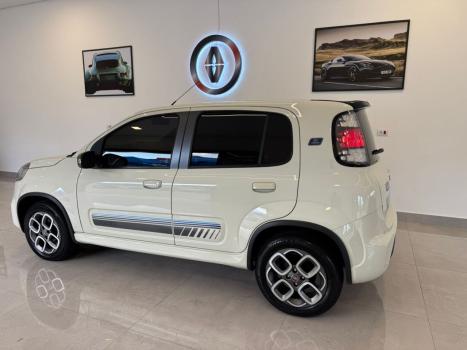 FIAT Uno 1.4 4P FLEX SPORTING, Foto 3