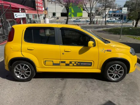 FIAT Uno 1.4 4P FLEX SPORTING, Foto 3