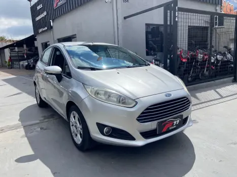 FORD Fiesta Hatch 1.6 16V 4P FLEX TITANIUM POWERSHIFT AUTOMÁTICO, Foto 1