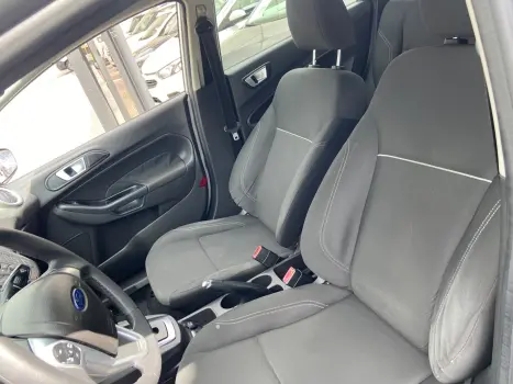 FORD Fiesta Hatch 1.6 16V 4P FLEX TITANIUM POWERSHIFT AUTOMÁTICO, Foto 8