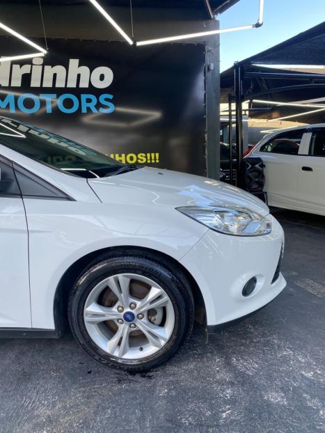 FORD Focus Hatch 1.6 16V 4P FLEX S, Foto 3