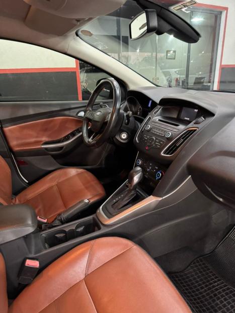 FORD Focus Sedan 2.0 16V 4P FLEX SE POWERSHIFT AUTOMTICO, Foto 2